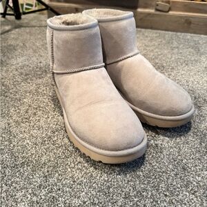Women's Gray Ugg minis